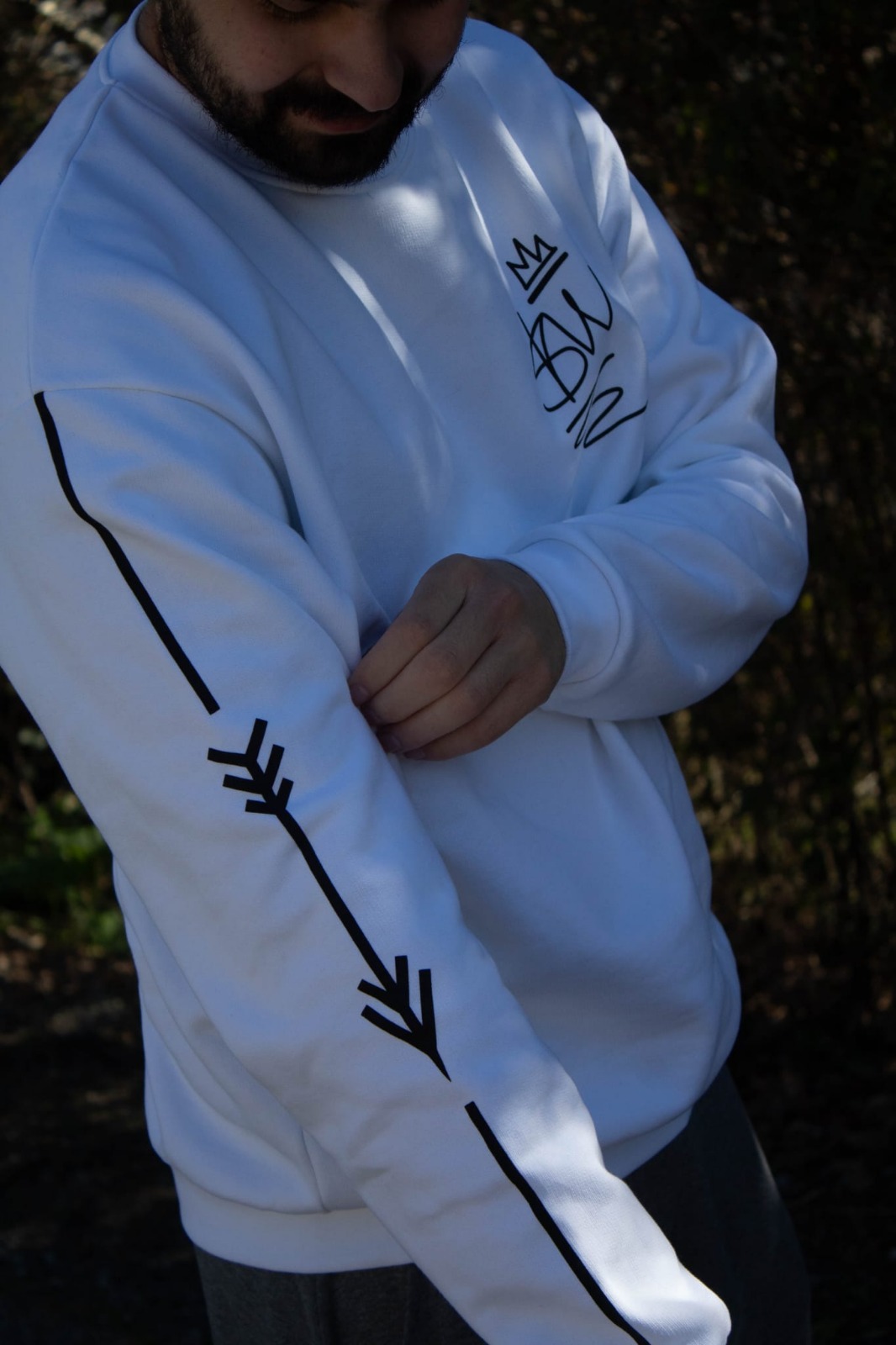 Sweater brava com seta